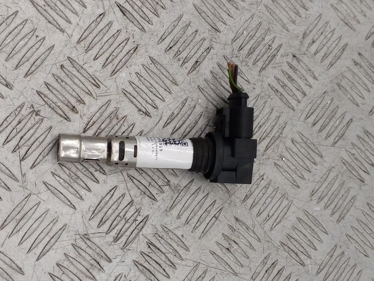 катушка зажигания Volkswagen Polo 5 поколение 2011, 1.4 л., CGGB, бензин, МКПП, 036905715F - фото №1