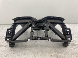 кронштейн передней панели (телевизора) BMW iX I20 2025, электро, alpinweiss iii (300), полный привод, правый руль, 51747933372, 7933372