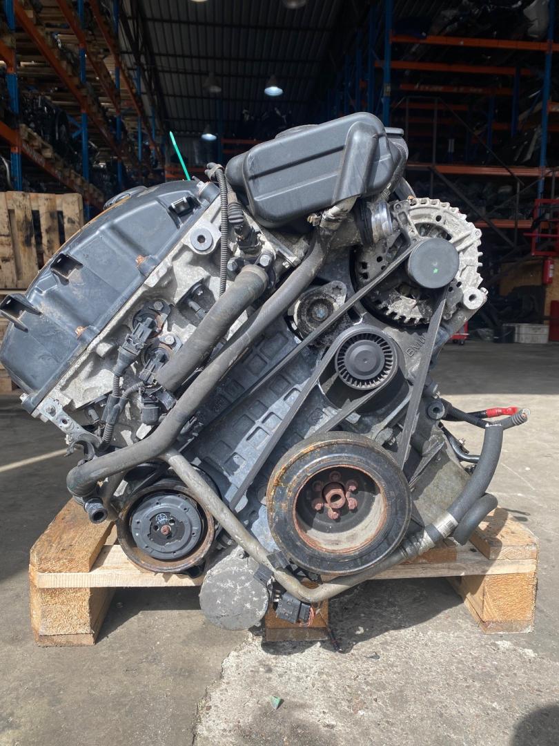 двигатель BMW 3 серия E90/E91/E92/E93 2007, 3.0 л., N53 B30 A, бензин, АКПП - фото №1