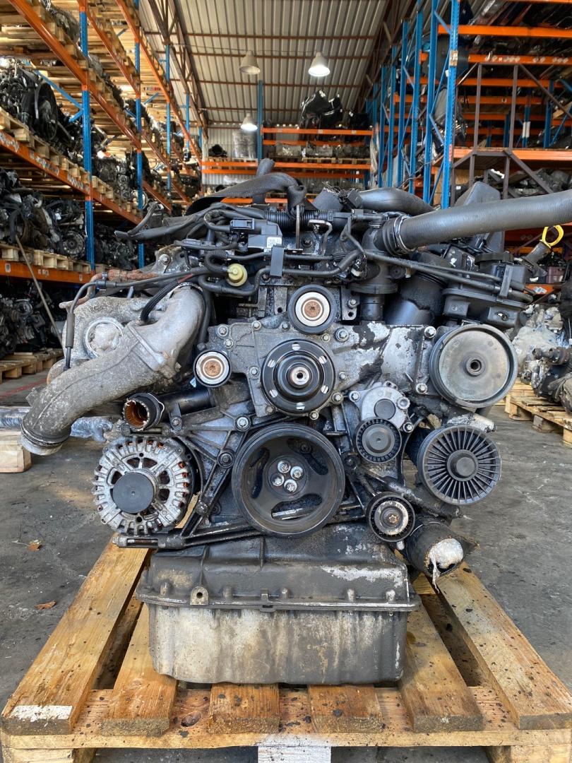 двигатель Mercedes-Benz Sprinter 2 поколение (W906) 2013, 2.2 л., дизель, МКПП - фото №1