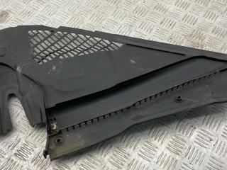 планка под капот BMW 4 серия F32/F33 [рестайлинг] F36 2019, 2.0 л., B47 D20 A, дизель, АКПП, лифтбэк, полный привод, 9353043