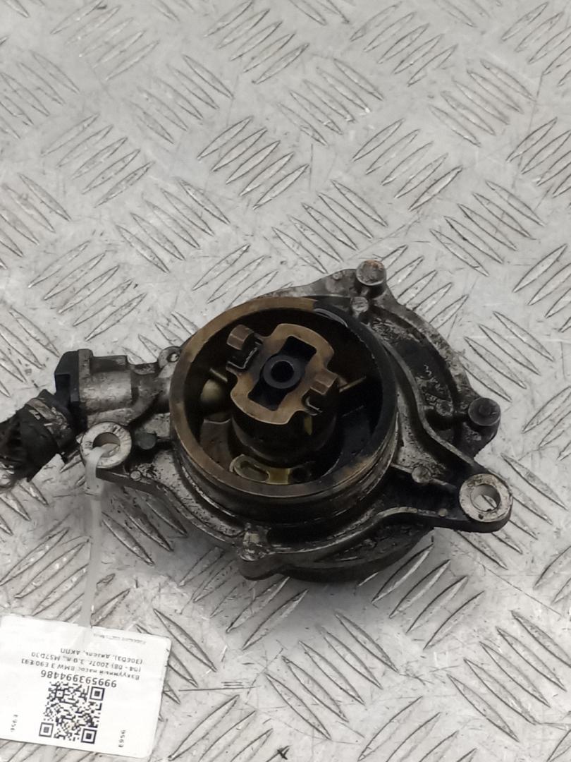 насос вакуумный BMW 3 серия E90/E91/E92/E93 2007, 3.0 л., M57 D30 (306D3), дизель, АКПП, серебро, седан, задний привод, правый руль - фото №1