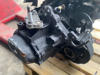 КПП механическая (МКПП) Peugeot Partner 1 поколение (M59) [рестайлинг] 2012, 1.6 л., 9HN (DV6ETED4), дизель, МКПП, DV6ETED4, 9HN