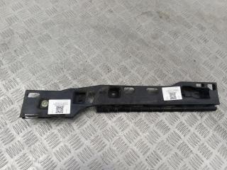 Кронштейн крепления порога BMW 7 серия G11/G12 G11 2018, 3.0 л., B57 D30 A, дизель, АКПП, singapore grau metallic (b41), седан, полный привод, правый руль, 7357137, 51777357137