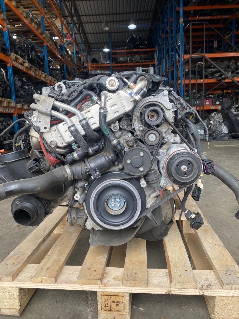 двигатель BMW 7 серия G11/G12 G11 2018, 3.0 л., B57 D30 A, дизель, АКПП, singapore grau metallic (b41), седан, полный привод, правый руль - фото №1