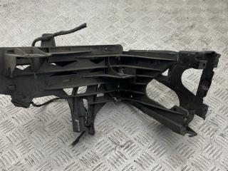 крепление фары правой BMW 5 GT F07 [рестайлинг] 2015, 2.0 л., N47 D20 C, дизель, АКПП, sophistogra brillant metall a90, хетчбэк 5 дв., задний привод, правый руль, 7200778