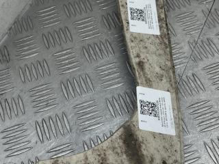 брызговик BMW X5 E70 [рестайлинг] E70 2012, 3.0 л., N57 D30 A, дизель, АКПП, alpinweiß iii ( 300), внедорожник 5 дв., полный привод, правый руль, 8037161, 51128037161