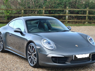 Porsche 911 Carrera S 991
