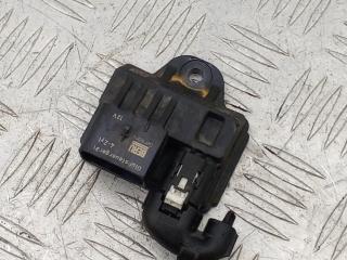 реле накала свечей BMW 1 серия F20/F21 2014, 2.0 л., N47 D20 C, дизель, МКПП, 12218570087, 8570087