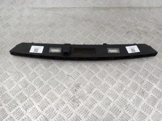 подсветка номера BMW 7 серия G11/G12 G11 2018, 3.0 л., B57 D30 A, дизель, АКПП, singapore grau metallic (b41), седан, полный привод, правый руль, 7357108