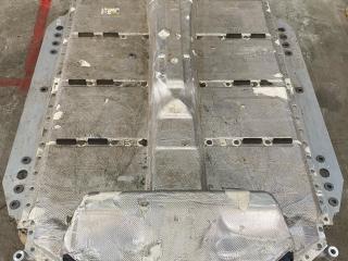 высоковольтная батарея BMW i4 G26 [рестайлинг] 2025, электро, cape york grün metallic (c5y), хетчбэк 5 дв., задний привод, правый руль, 61258888104, 8888104