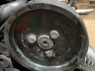 насос гидроусилителя руля BMW 7 серия E65/E66/E67 [рестайлинг] 2007, 3.0 л., M57 D30 (306D3), дизель, АКПП