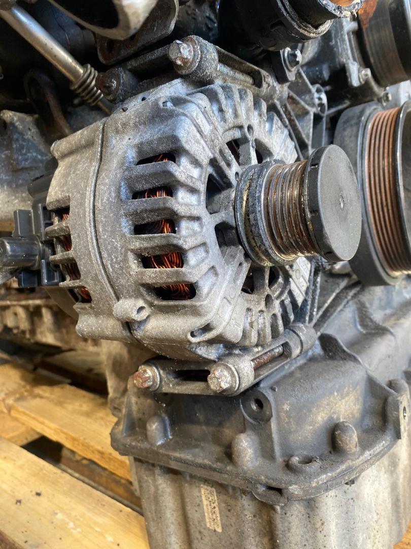 генератор Mercedes-Benz Sprinter 2 поколение (W906) 2013, 2.2 л., дизель, МКПП, A0009068802 - фото №1