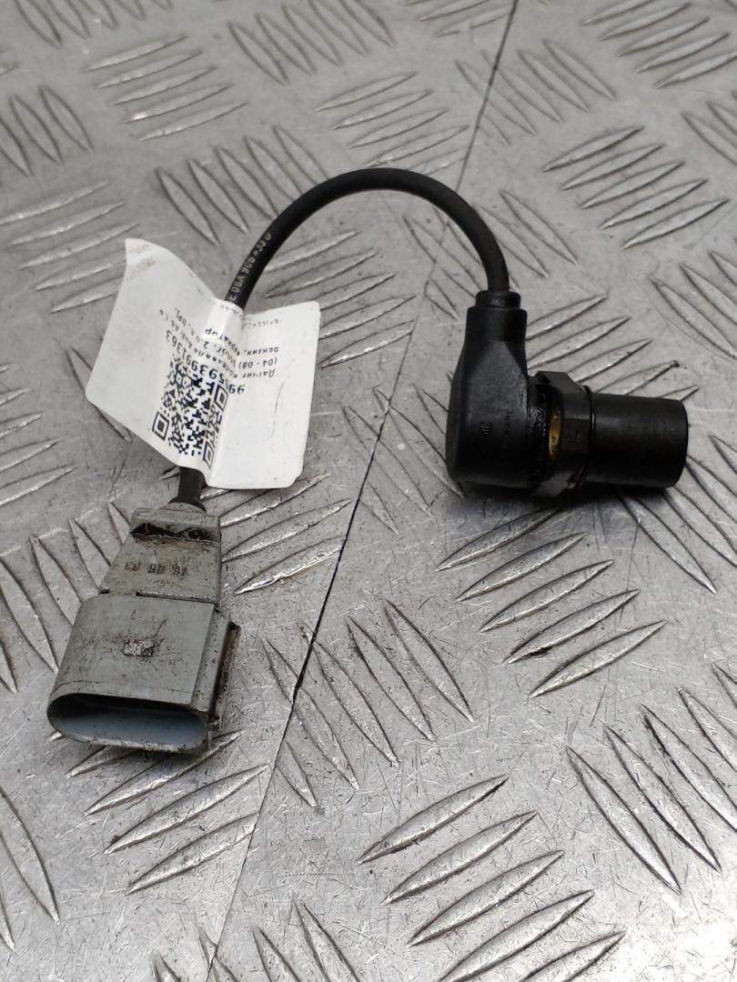 датчик коленвала Audi A6 4F/C6 2006, 2.0 л., BPJ, бензин, вариатор, 06A906433G - фото №1