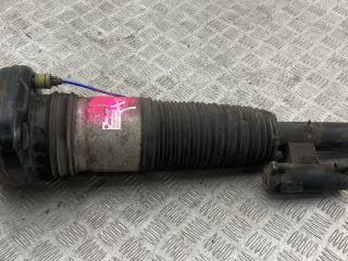 пневмостойка задняя BMW 7 серия G11/G12 G11 2017, 3.0 л., B57 D30 A, дизель, АКПП, carbonschwarz metallic (416), седан, задний привод, правый руль, 76687459403, 37106874594, 6874594