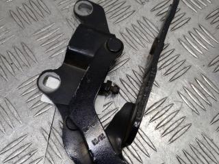 петля капота правая BMW 1 серия E81/E87 [рестайлинг] E88 2008, 2.0 л., N43 B20 A, бензин, МКПП, black sapphire metallic (475), кабриолет, задний привод, правый руль, 7060560