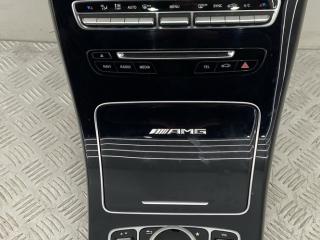 консоль салона Mercedes-Benz C AMG W205 2017, 4.0 л., M 177.980, бензин, АКПП, 197, седан, задний привод, правый руль, A2059055201, A2056801005, A2059005915, A2059056709
