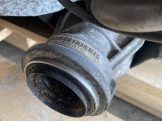 кронштейн полуоси BMW 7 серия G11/G12 G11 2018, 3.0 л., B57 D30 A, дизель, АКПП, singapore grau metallic (b41), седан, полный привод, правый руль, 31508639382, 8639382