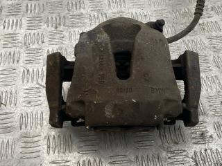 суппорт передний правый BMW X5 F15 2018, 3.0 л., N57 D30 A, дизель, АКПП, carbonschwarz metallic (416), внедорожник 5 дв., полный привод, правый руль