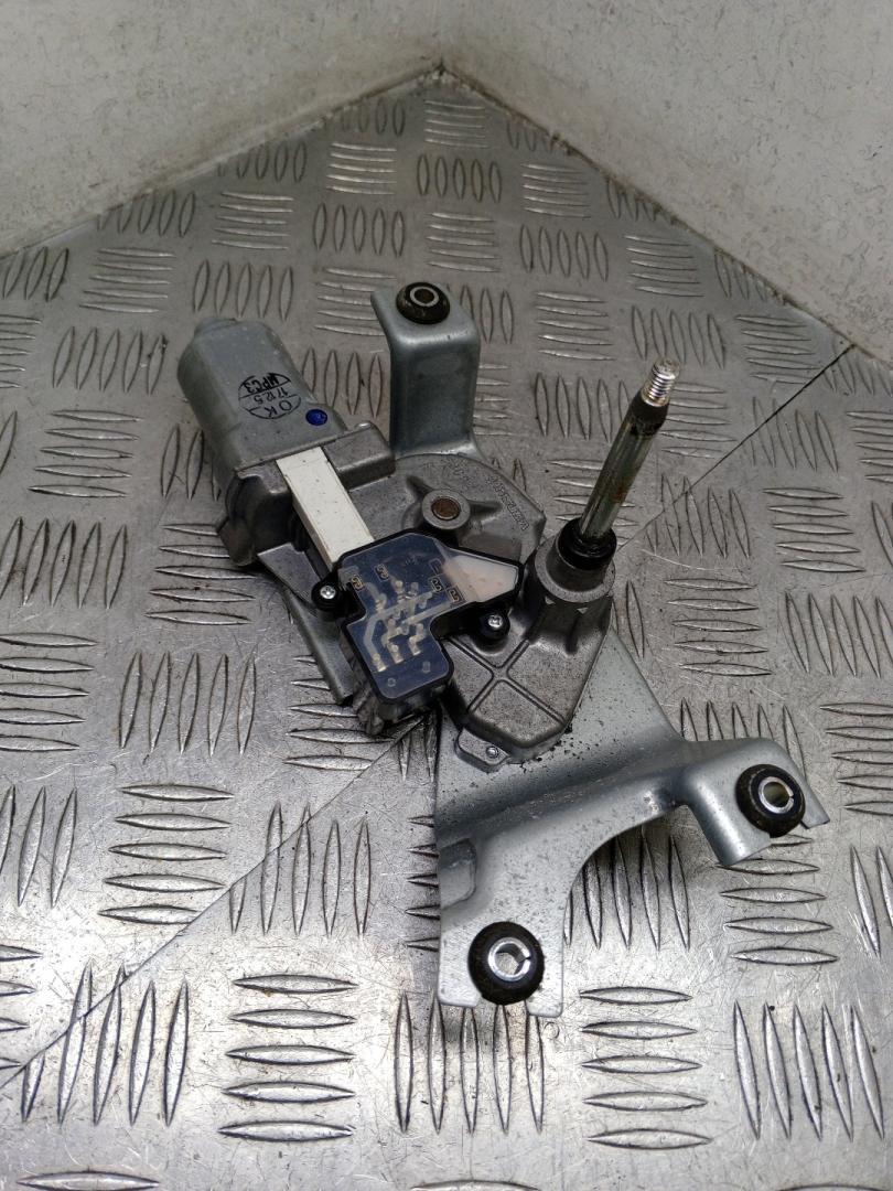 моторчик заднего стеклоочистителя (дворника) BMW X5 M F85 2018, 4.4 л., S63 B44 B, бензин, АКПП, внедорожник 5 дв., полный привод, правый руль, 61627318710, 7318710 - фото №1