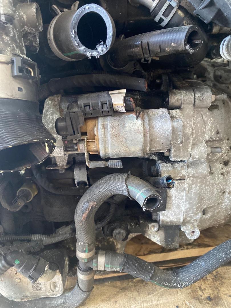 стартер Volvo V40 2 поколение 2015, 2.0 л., D 4204 T9, дизель, МКПП - фото №1