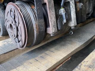 компрессор кондиционера Volvo V50 1 поколение [рестайлинг] 2009, 2.4 л., D 5244 T13, дизель, МКПП