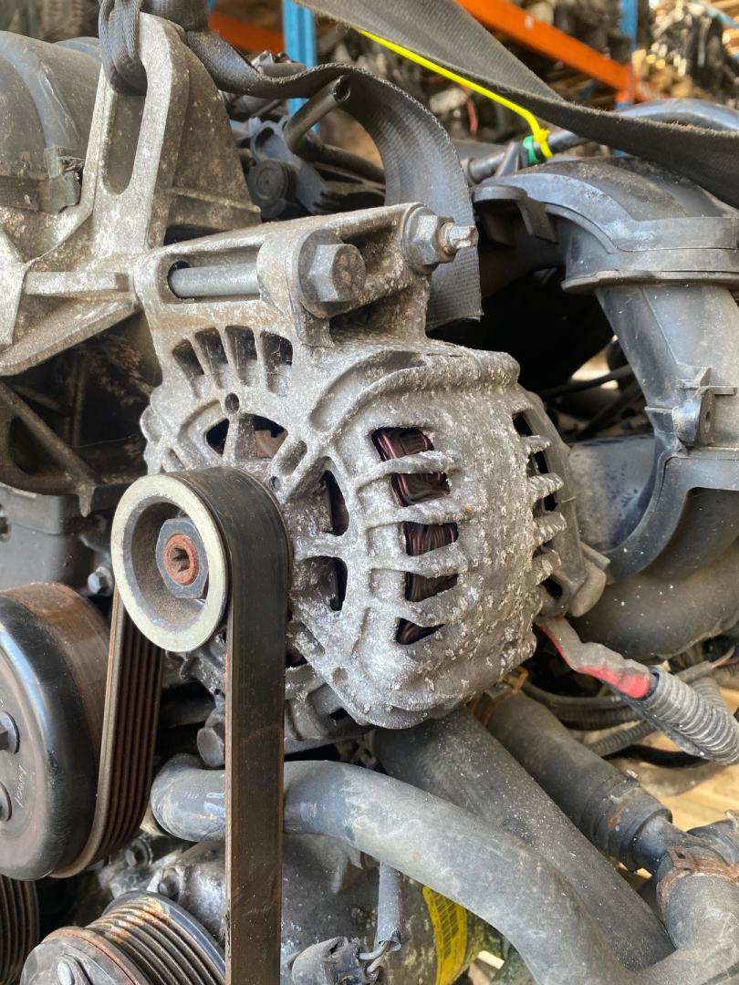 генератор Ford B-max 1 поколение 2014, 1.6 л., IQJA, бензин, АКПП, AV6N-10300-HA - фото №1