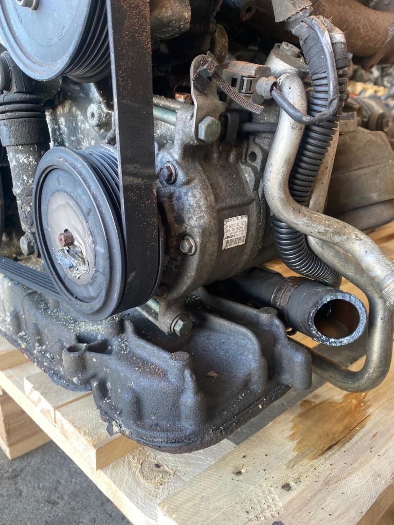 компрессор кондиционера Audi A4 B6 2006, 3.0 л., BKN, дизель, АКПП, 8E0260805BE - фото №1