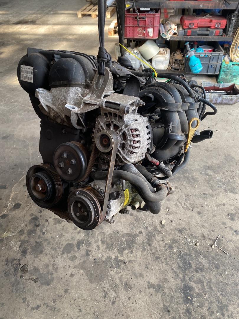 двигатель Ford B-max 1 поколение 2014, 1.6 л., IQJA, бензин, АКПП, IQJA - фото №1