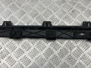 Кронштейн крепления порога BMW 4 серия F32/F33 [рестайлинг] 2018, 3.0 л., B58 B30 A, бензин, АКПП, купе, задний привод, правый руль, 7285787, 51777285787