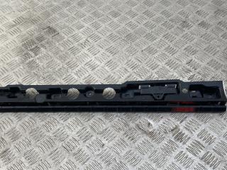 Кронштейн крепления порога BMW 7 серия G11/G12 G11 2017, 3.0 л., B57 D30 A, дизель, АКПП, carbonschwarz metallic (416), седан, задний привод, правый руль, 51777357136, 7357136