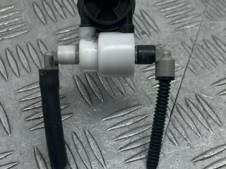 насос (моторчик) омывателя стекла Mercedes-Benz C-Класс W205 [рестайлинг] 2018, 2.0 л., M 274.920, бензин, АКПП, 149u белый (polarweiss), универсал, A0998660021