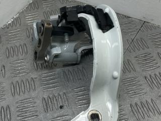 петля крышки багажника Audi Q7 4M 2018, 3.0 л., CZZA, дизель, АКПП, white  0q / c9a, внедорожник 5 дв., полный привод, правый руль, 4M0827299C