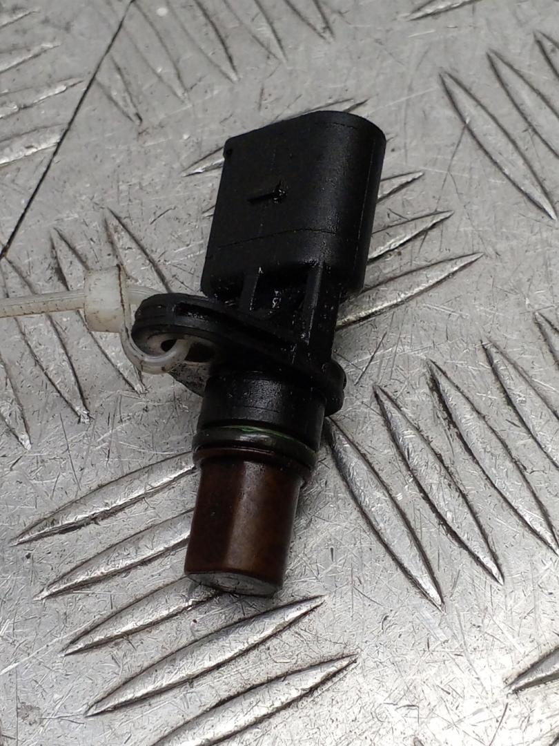 датчик распредвала Audi A6 4F/C6 2006, 2.0 л., BPJ, бензин, вариатор, 06C905163B - фото №1