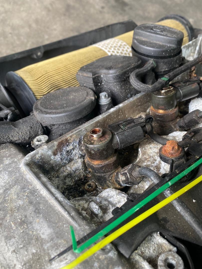 форсунка Mercedes-Benz E-Класс W211/S211 2004, 3.2 л., OM 648.961, дизель, АКПП, A6480700287 - фото №1