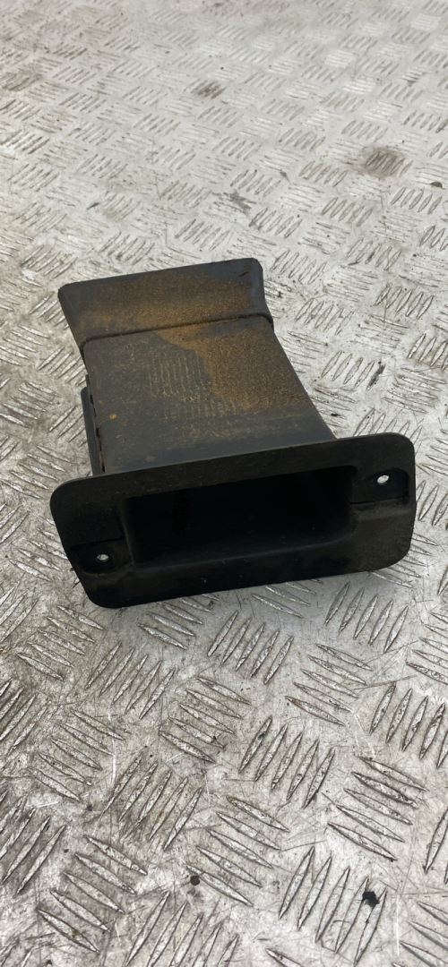 воздуховод тормозной левый BMW 5 серия F07/F10/F11 2011, 3.0 л., N57 D30 A, дизель, АКПП, sophistog brillan metallic (a90), универсал, задний привод, правый руль, 51757185167, 7185167 - фото №1