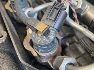 форсунка BMW 5 серия F07/F10/F11 2012, 2.0 л., N47 D20 C, дизель, АКПП, 7810702, 13537810702