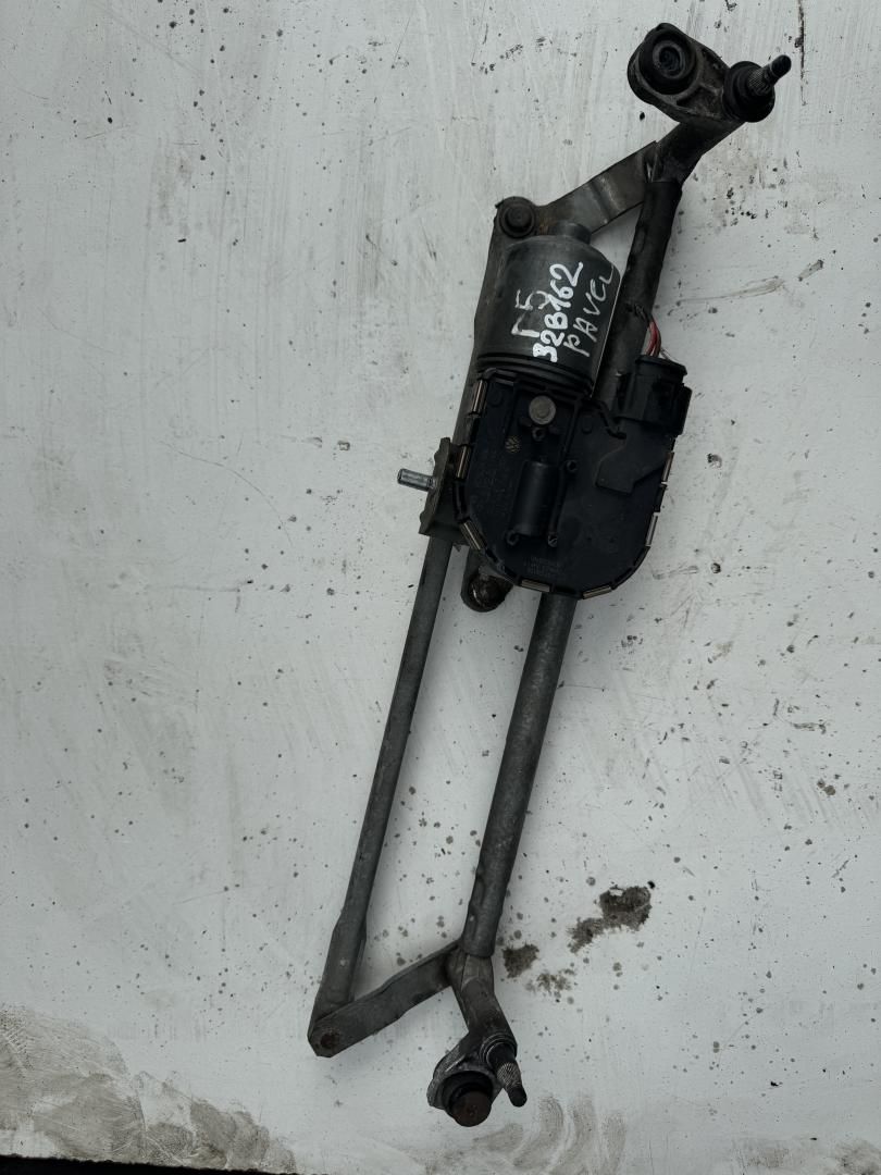 механизм стеклоочистителя (трапеция дворников) Volkswagen Golf 5 поколение 2007 - фото №1