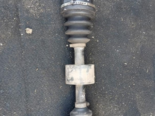 полуось передняя левая (приводной вал, ШРУС) Volvo C70 1 поколение 1998, 2.0 л.