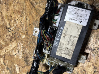 блок предохранителей Mitsubishi Colt 6 поколение (Z20/Z30) 2006, 5WK45103L