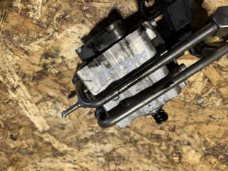 ТНВД Volkswagen Golf 5 поколение 2006, 1.6 л., FSI, бензин, 0261520024