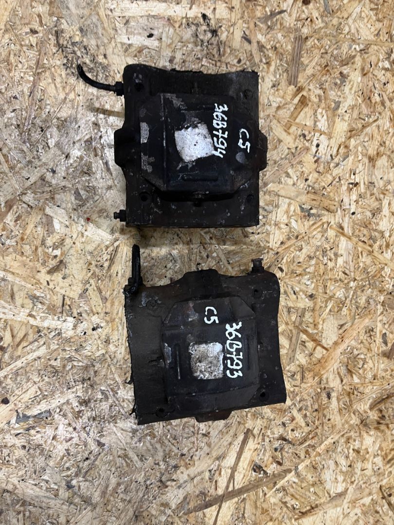 суппорт задний правый Citroen C5 1 поколение 2003 - фото №1