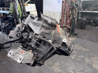 КПП механическая (МКПП) Volkswagen Golf 5 поколение 2005, 1.4 л., i, бензин, МКПП, FXQ