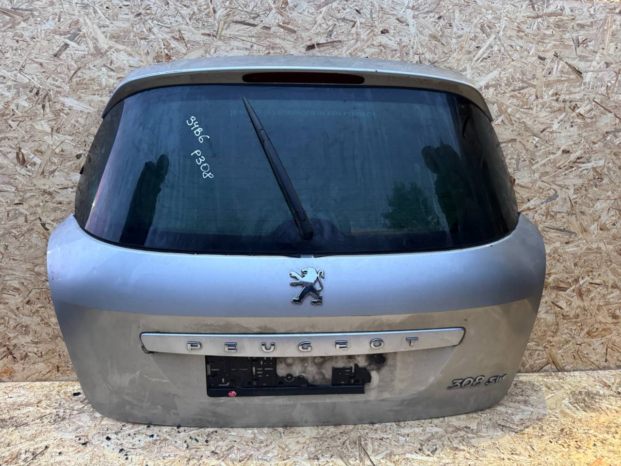 крышка багажника (дверь 3-5) Peugeot 308 T7 2010, универсал - фото №1