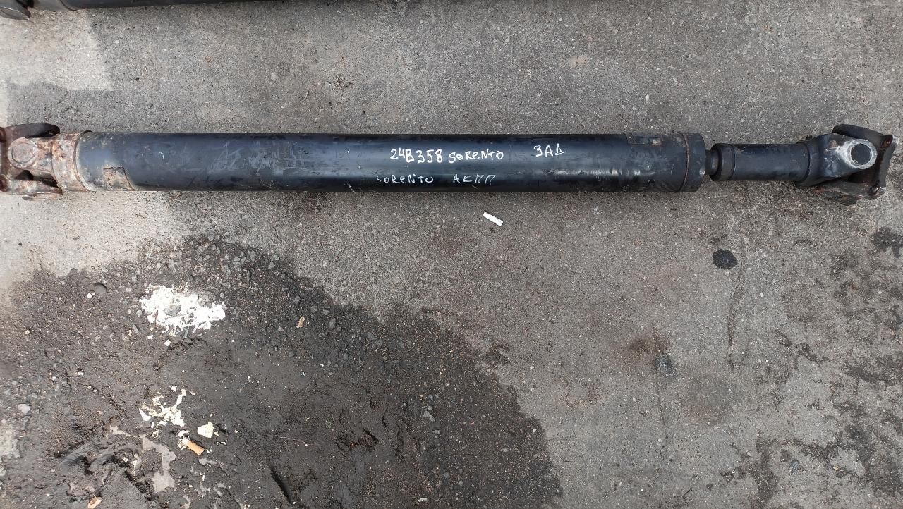 карданный вал Kia Sorento 1 поколение (2002 - 2006), 2.5 л., дизель, АКПП - фото №1