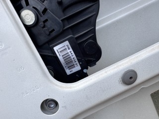 замок двери сдвижной Volkswagen Transporter T5 2009, 7H0843654BT