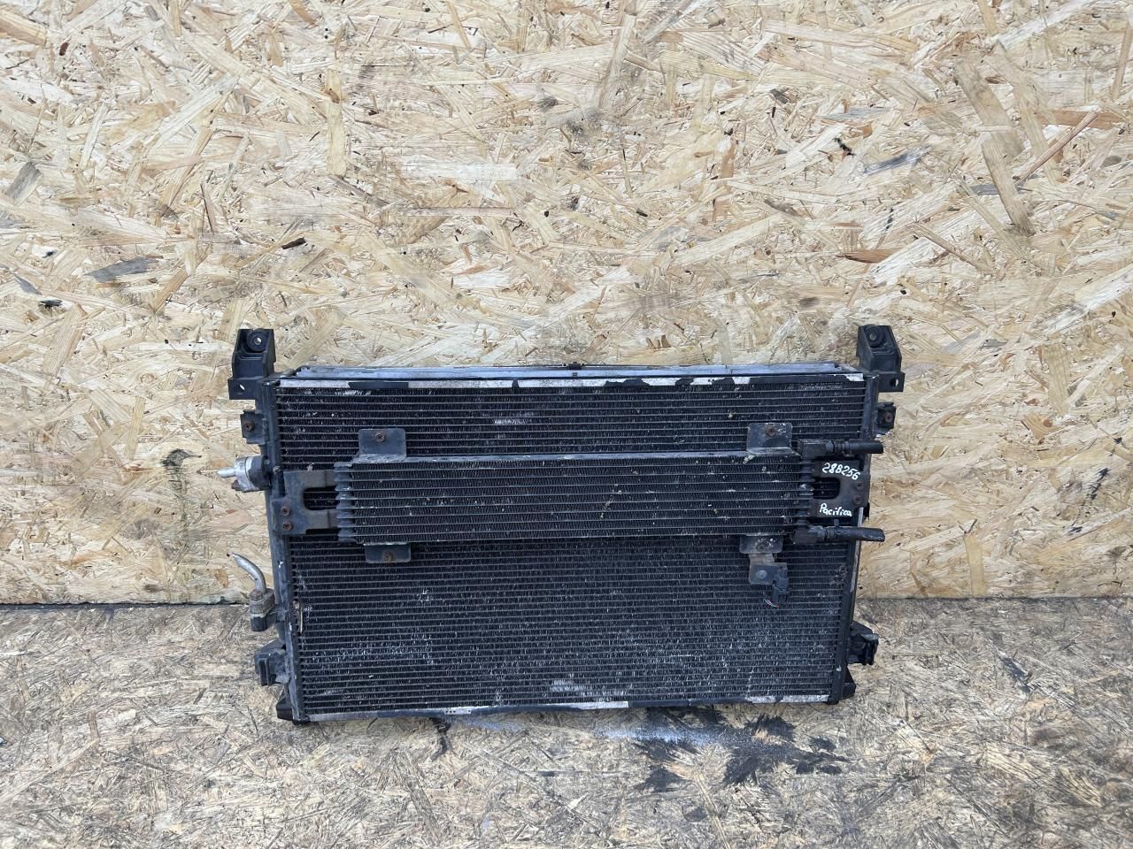 кассета радиаторов Chrysler Pacifica 1 поколение 2008, 3.5 л., бензин - фото №1