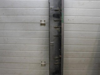 накладка на порог Geely Emgrand EC7 1 поколение FE1 2013, 1.5 л., JL4G15D, бензин, МКПП, серебристый, седан, передний привод, 1068001640