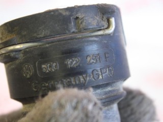 патрубок радиатора Skoda Fabia 2 поколение (5J) [рестайлинг] 5J5 2010, 1.2 л., BZG, бензин, МКПП, голубой, хетчбэк 5 дв., 6Y0121086F