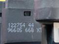 переключатель подрулевой (стрекоза) Peugeot 206 1 поколение [рестайлинг] 2A 2006, 1.4 л., KFW, бензин, МКПП, серебристый, хетчбэк 5 дв., передний привод, 96605668XT - фото №6